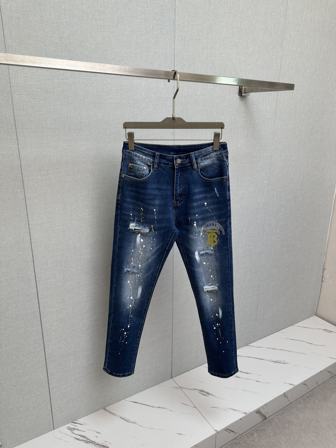 Burberry New Men Jeans Size 29-38