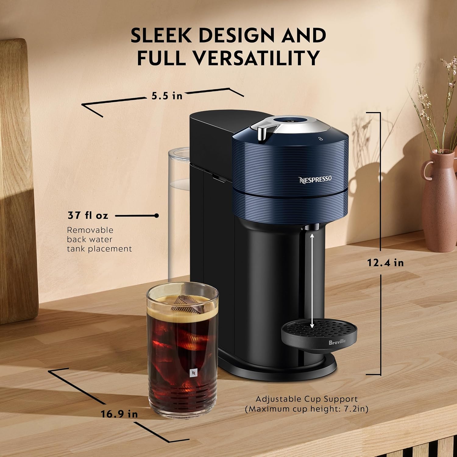 Espresso machine with a removable water tank