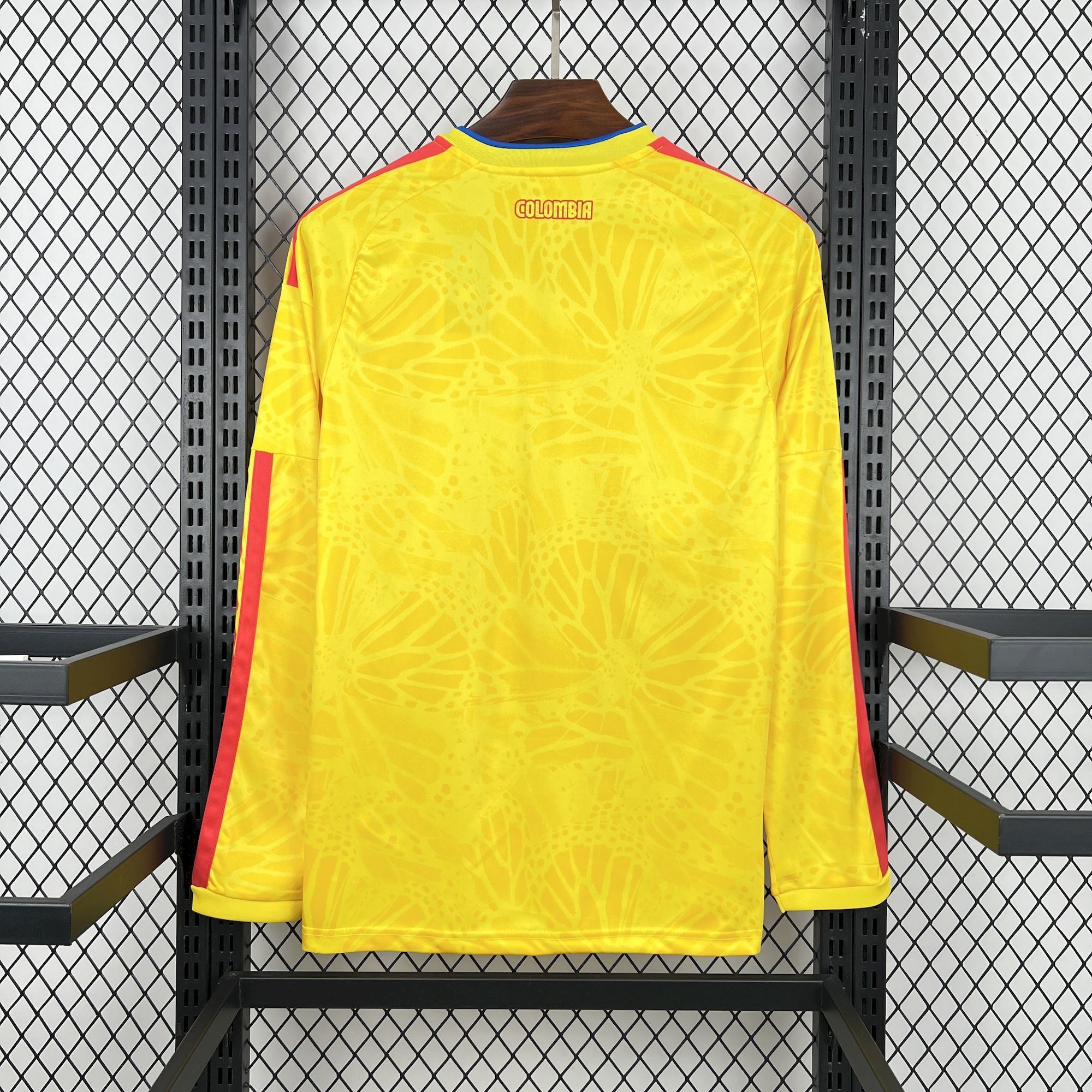 2026 Colombia Home Long-Sleeve Football Jersey (Fan Edition)