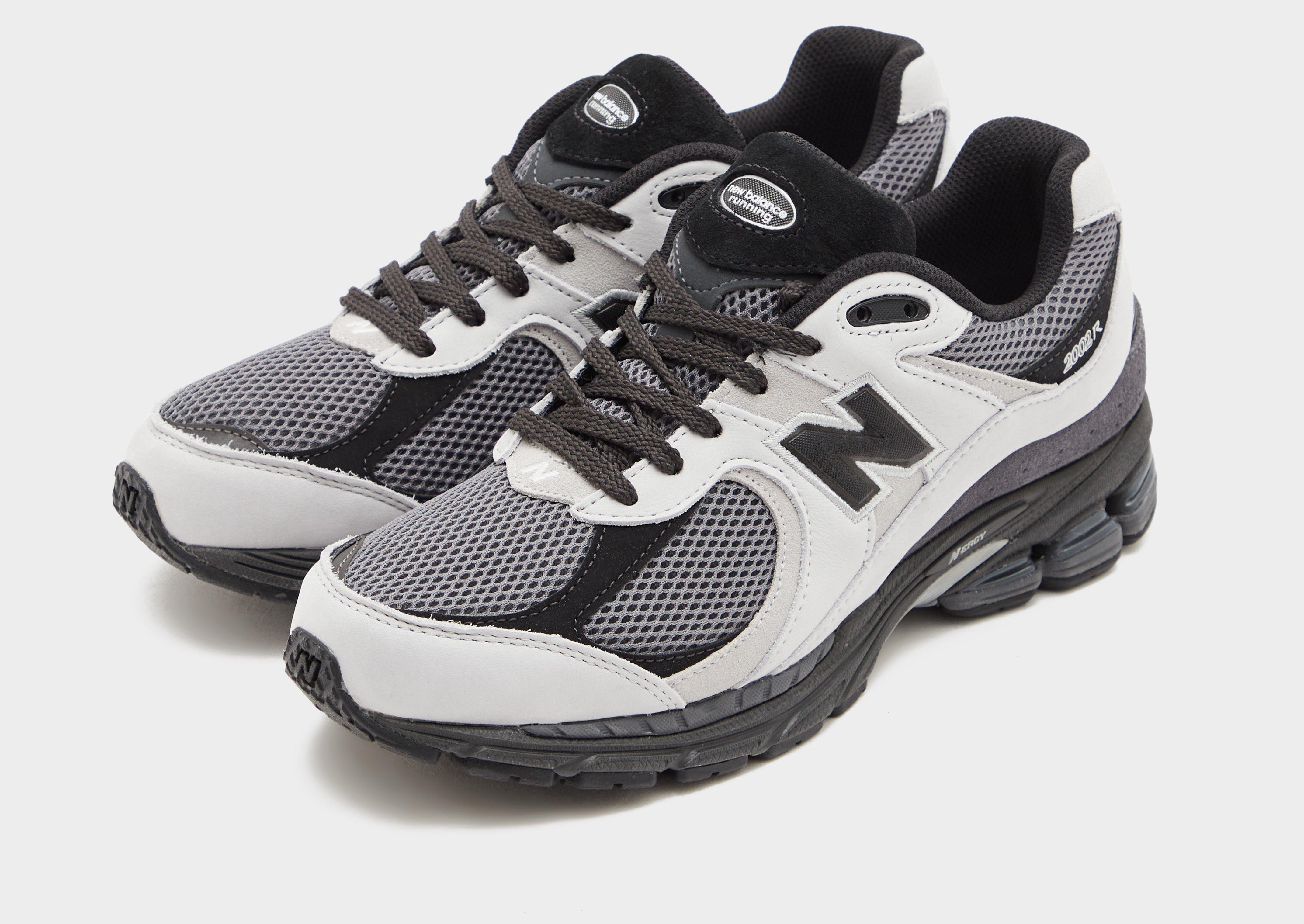 New Balance 2002R