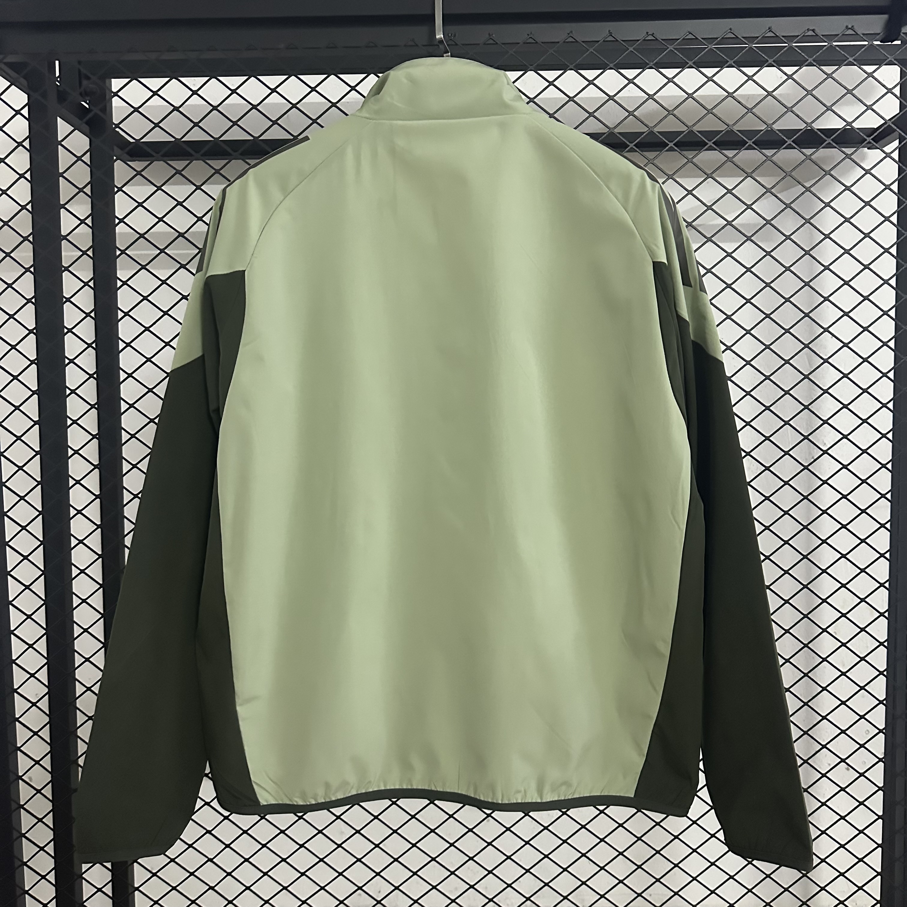 2025/2026 Real Madrid Embroidered Football Windbreaker