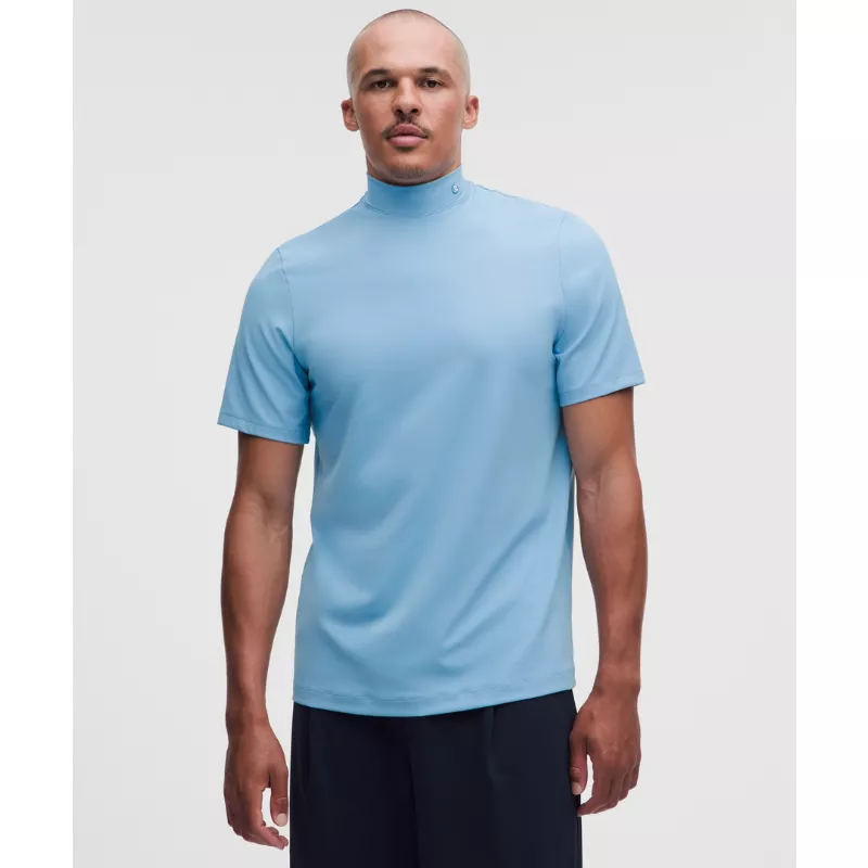ShowZero Slim-Fit Mockneck Shirt