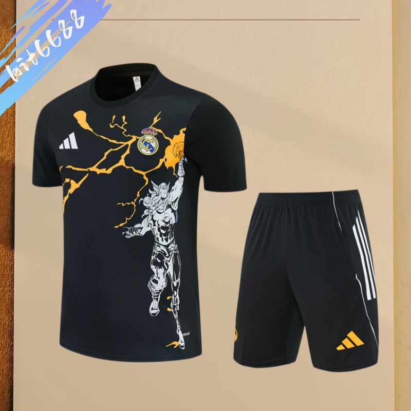 25/26 Real Madrid black Short Sleeve Training Wear ( Adult kit Kids )
