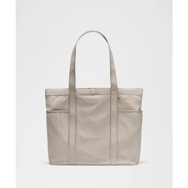 Daily Multi-Pocket Tote Bag 20L