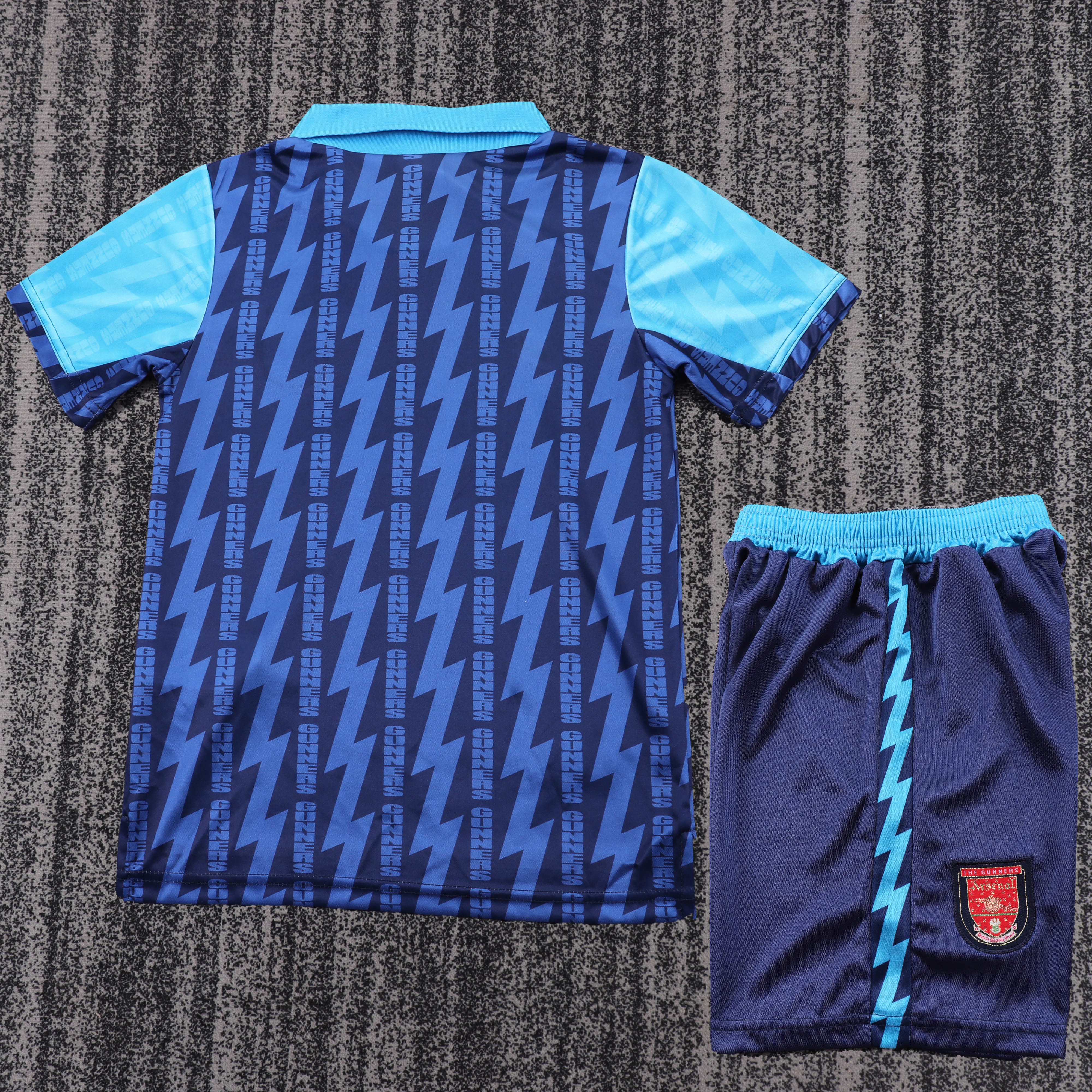 94/95 Arsenal Away Retro Football Shirt (Kids Kit)