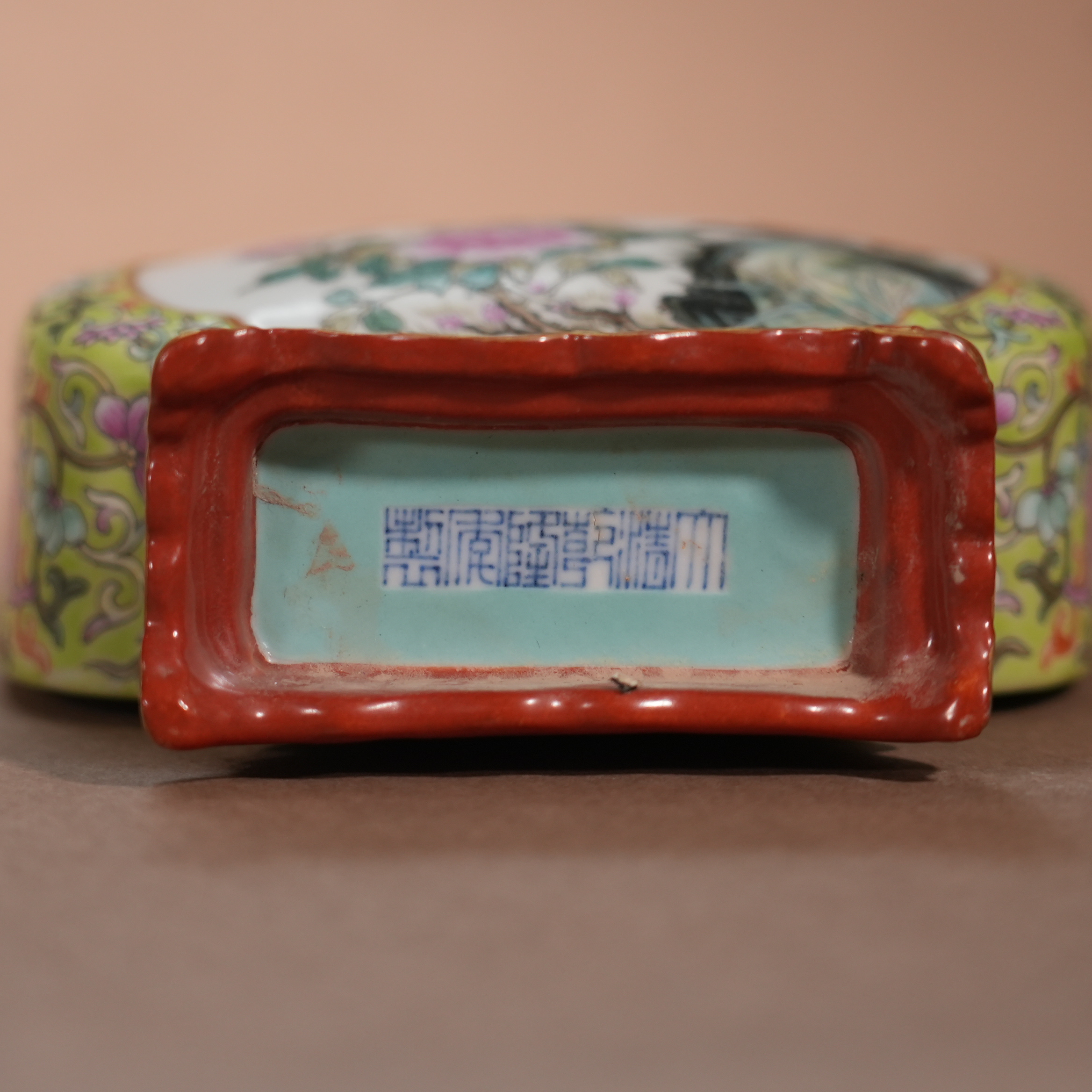 Ancient Chinese Famille Rose Gourd-Shaped Wall Vase with Openwork Bird and Flower Motifs