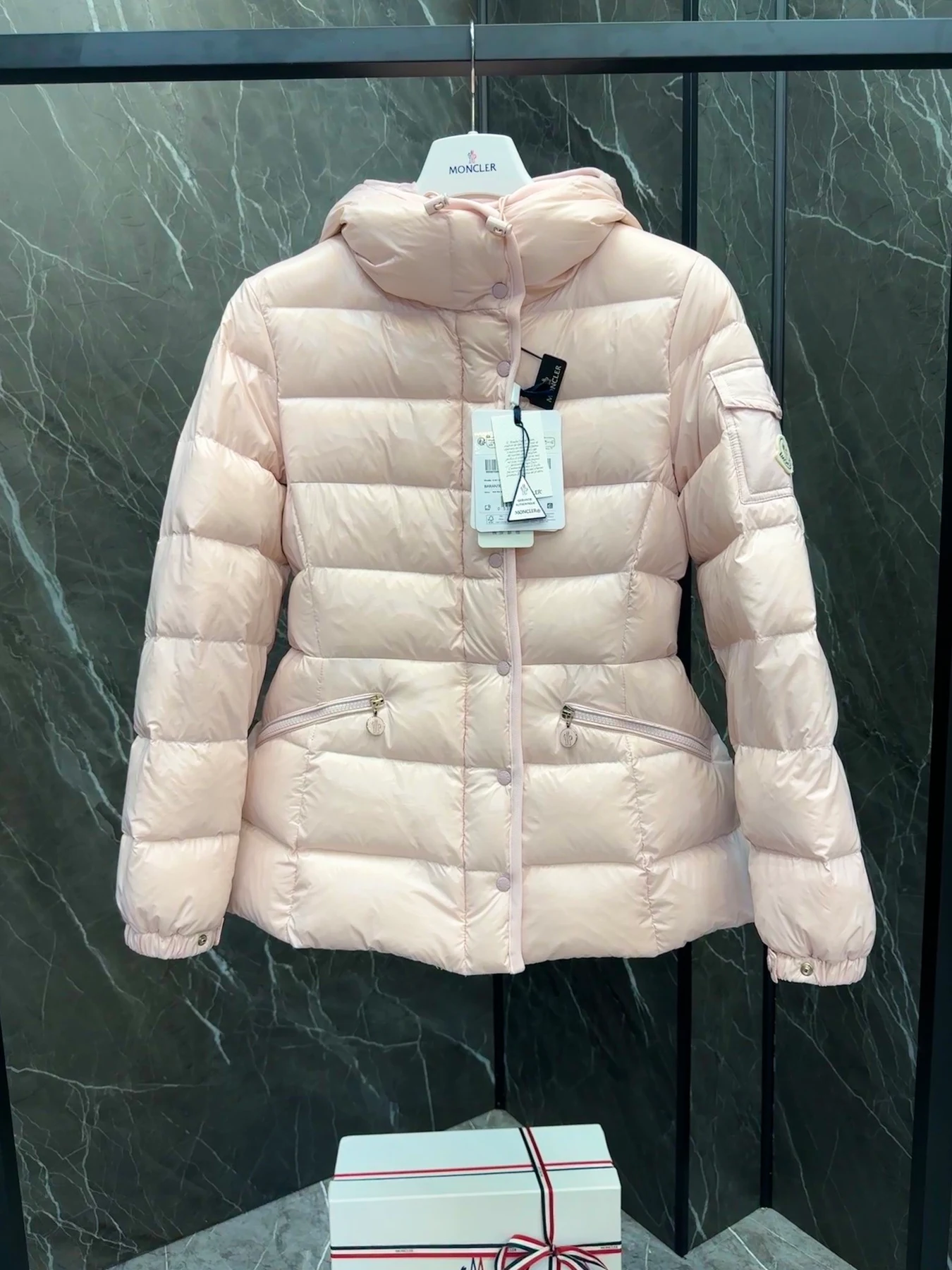 Moncler Barante Daunenjacken PE174870