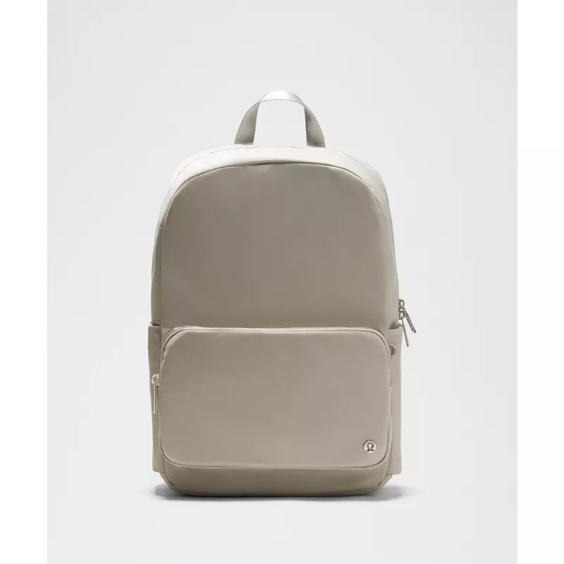Everywhere Backpack 22L Metal Hardware