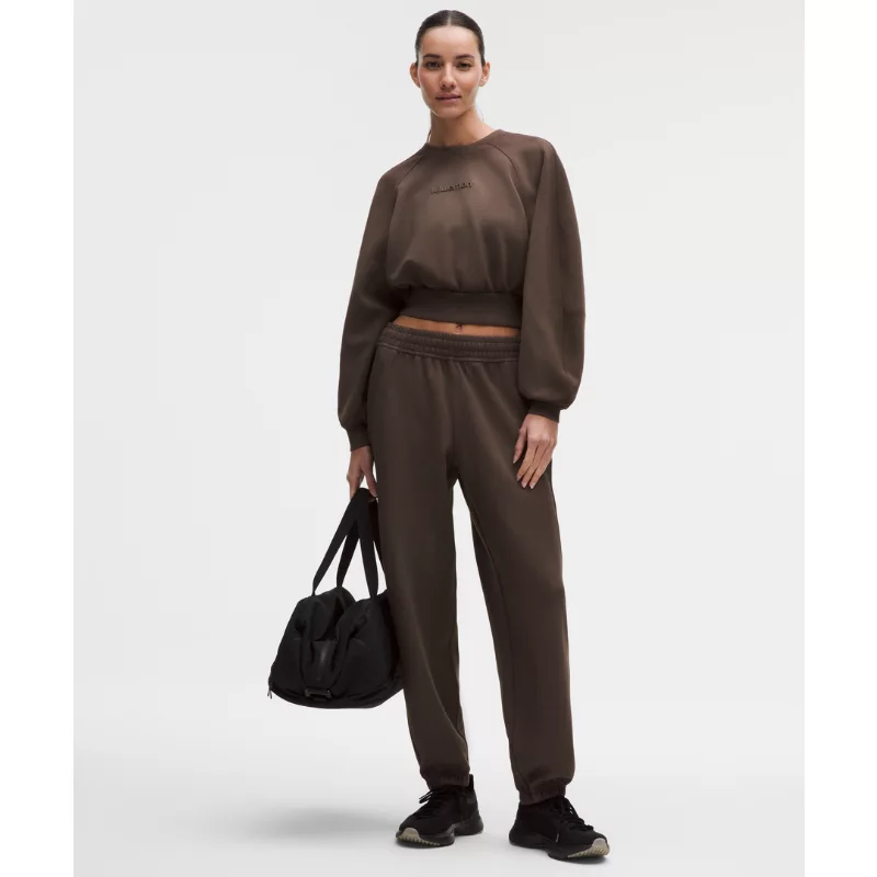 Smooth Spacer Cropped Pullover Wash