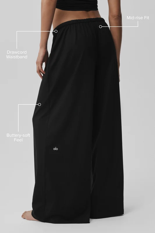 Alosoft Mid-Rise Finesse Wide Leg Sweatpant