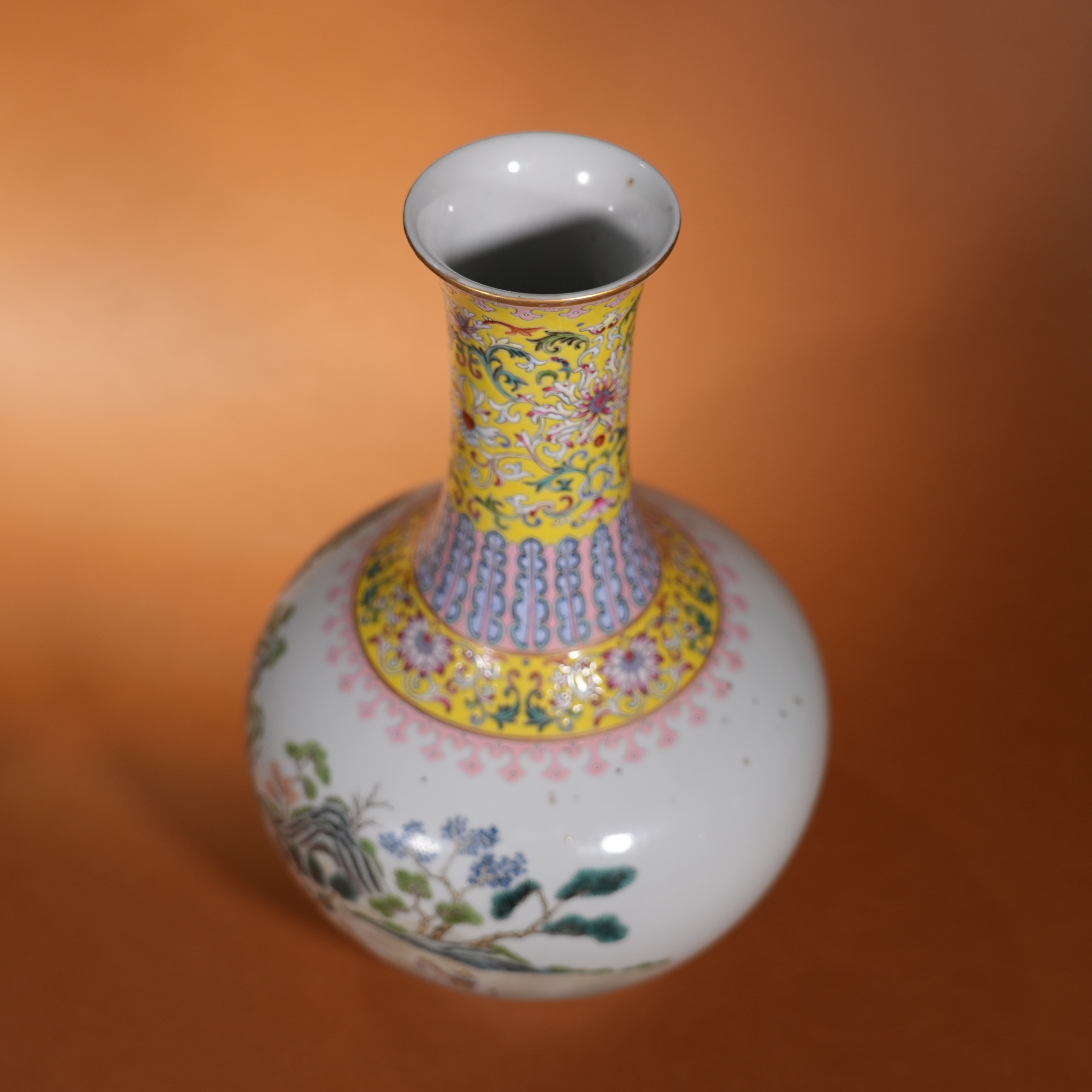 Ancient Chinese Famille Rose Vase with Panoramic Landscape and Figure Motifs