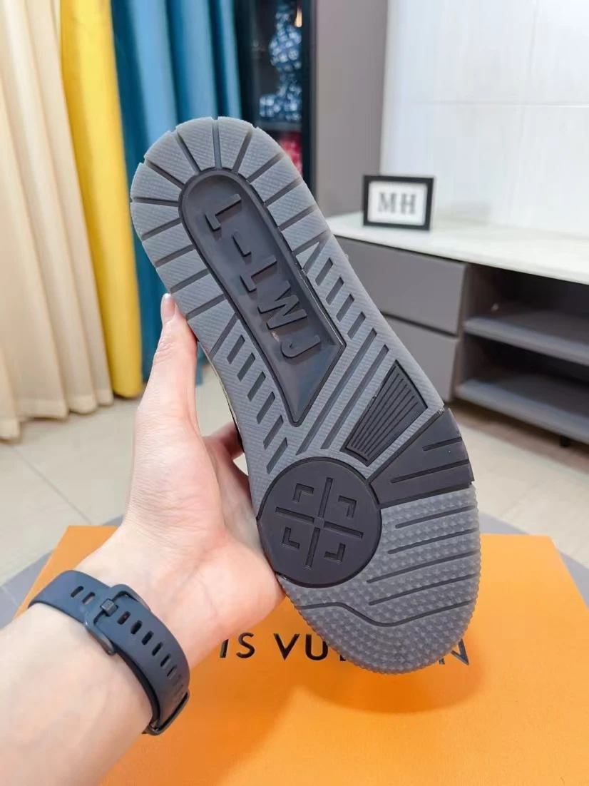 Top LV shoes, handmade genuine leather material