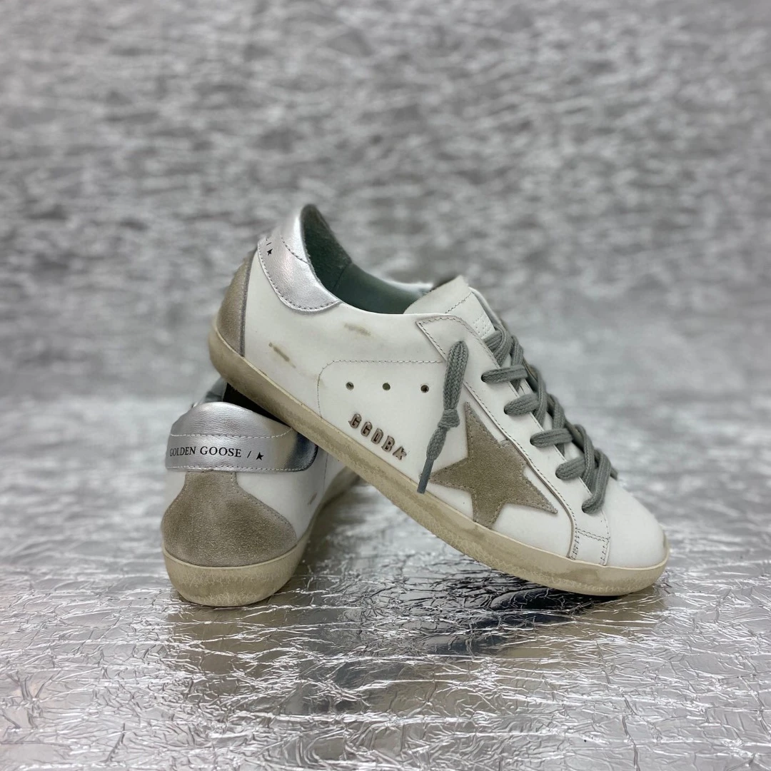 Golden Goose Super Star Dirty shoes made of top-grain cowhide