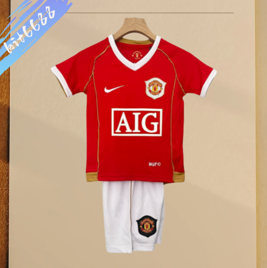 06/07 Manchester United home ground Retro Football Soccer Kids Kit