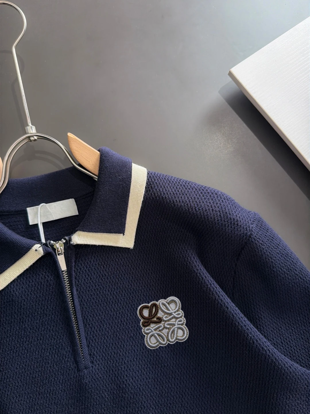 Loewe gestrickt 25FW Stickerei Marineblau Sweatshirts AK334020