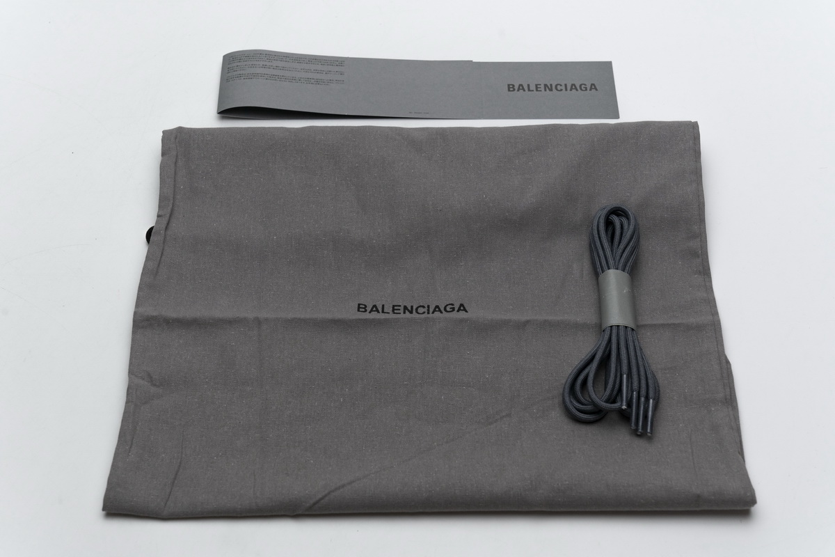 Balenciaga Track 2 Sneaker Medium Grey 570391 W2GN3 1285