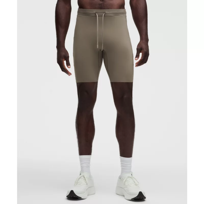 Fast and Free Half Tight 8