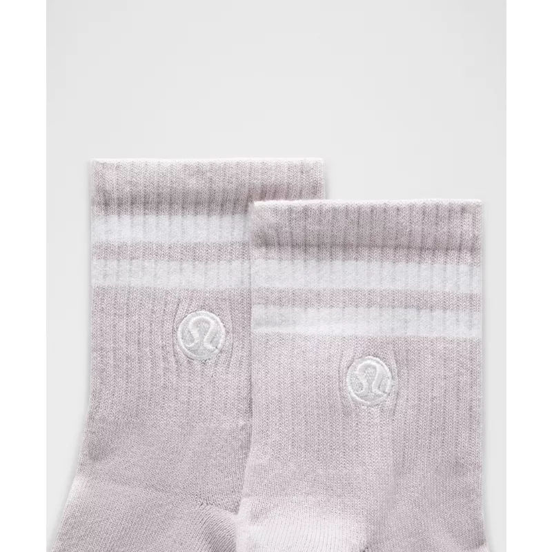Unisex Daily Essential Quarter Socks Stripe