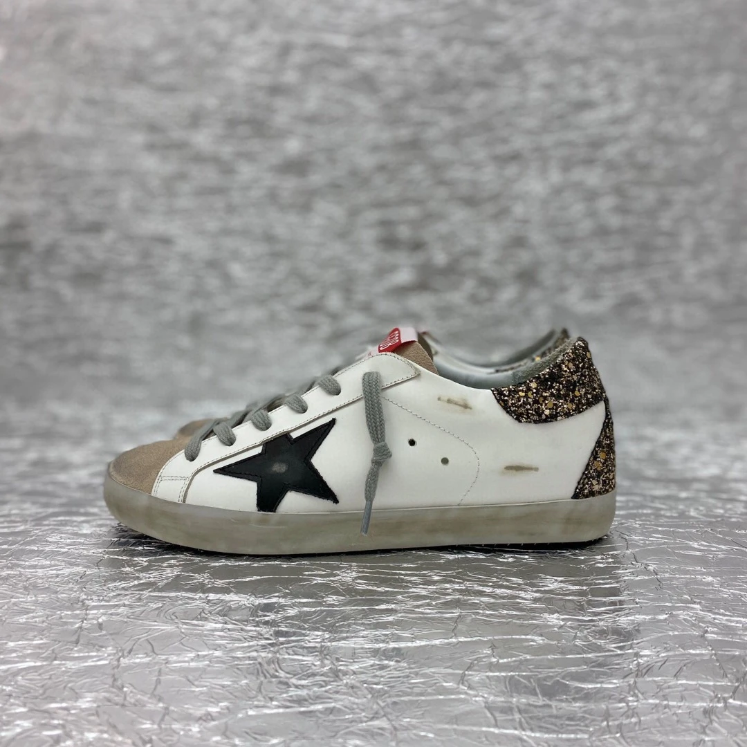 Golden Goose Super Star Dirty shoes made of top-grain cowhide