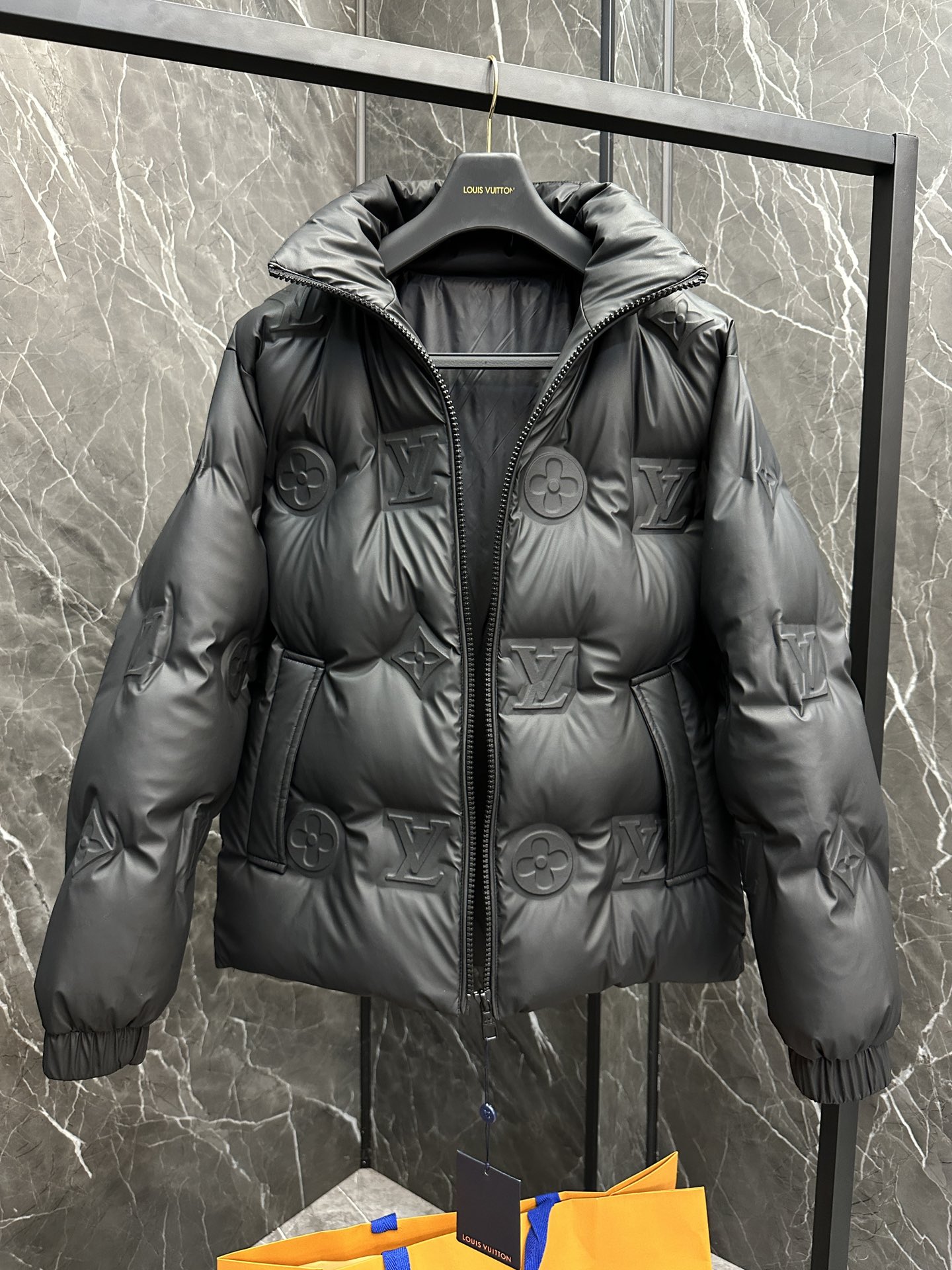 Louis Vuitton Herbst/Winter 2026 Daunenjacke Größe S-2XL