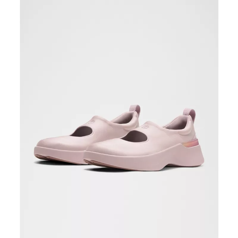 Women's Mary Train Sneaker