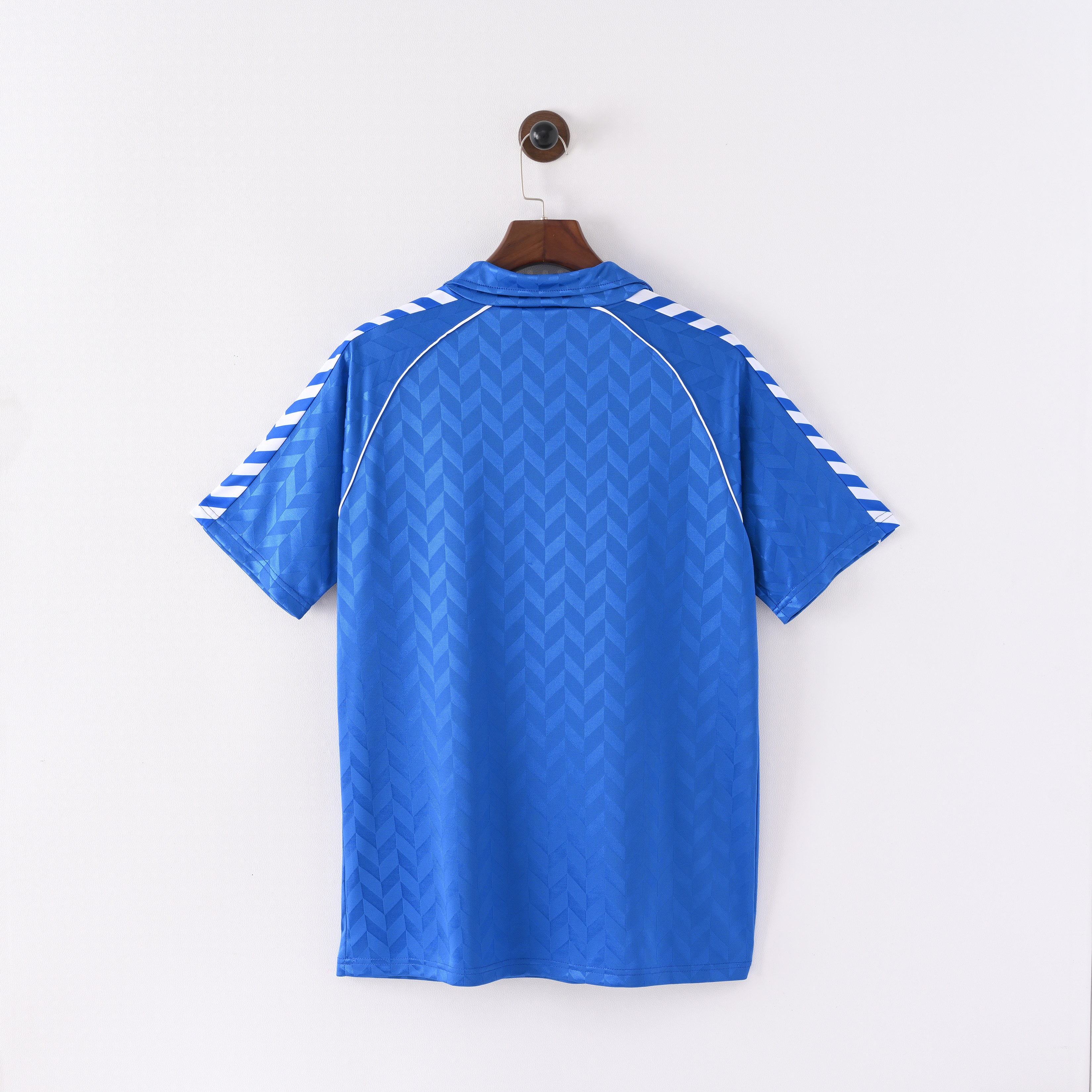 1986/1987 Real Madrid Away Retro Football Shirt