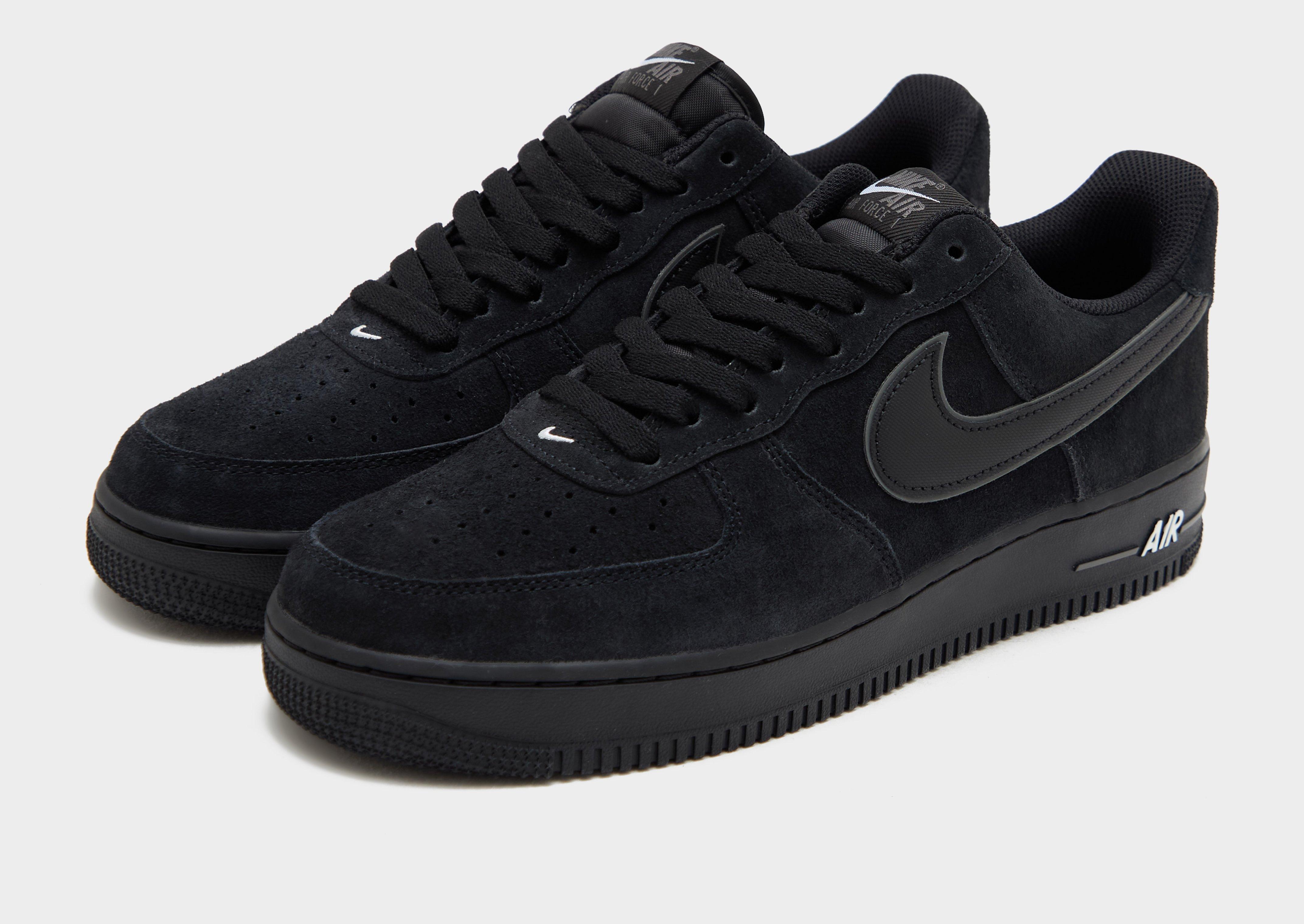 Nike Air Force 1 '07 LV8