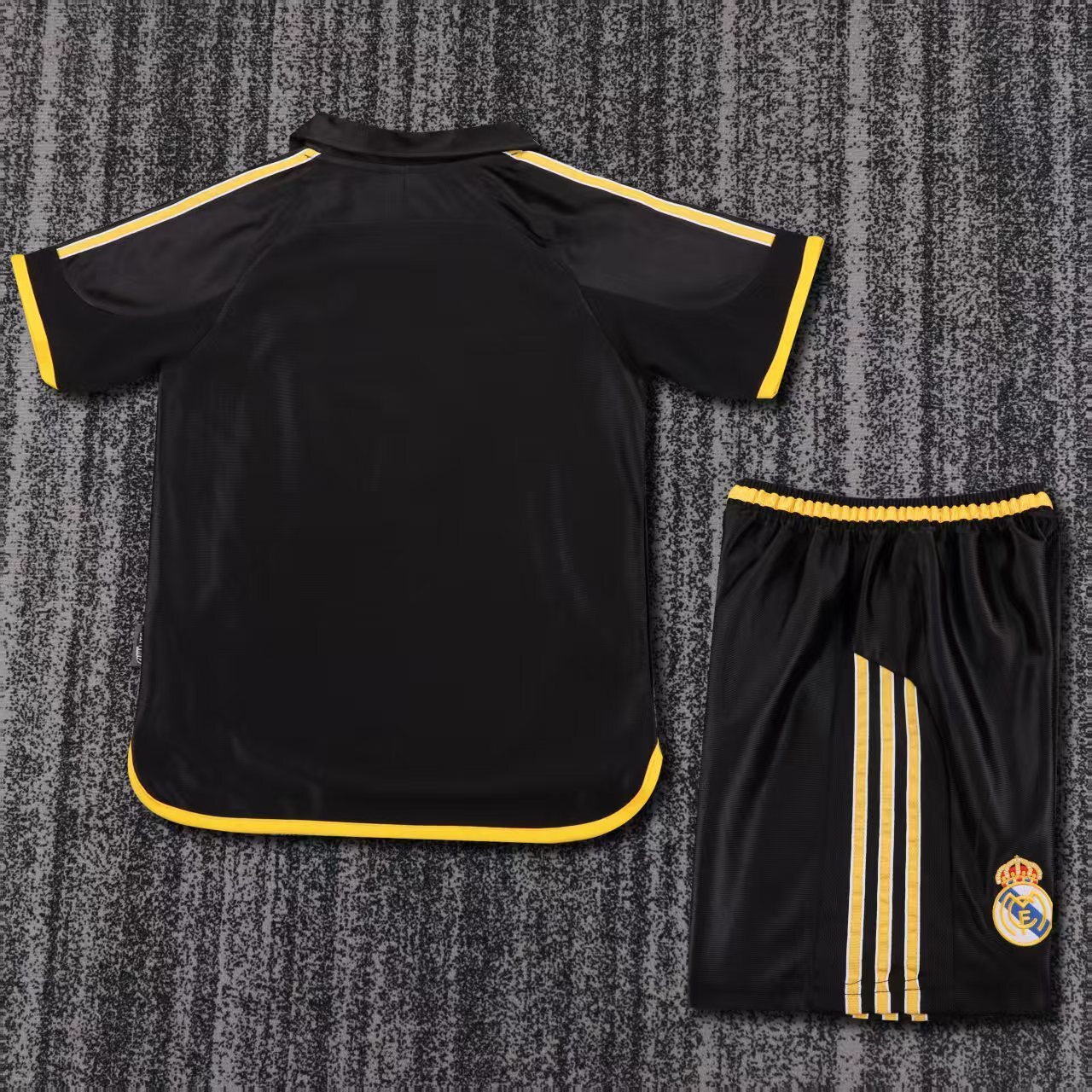 1999/2001 Real Madrid Away Retro Kids Set