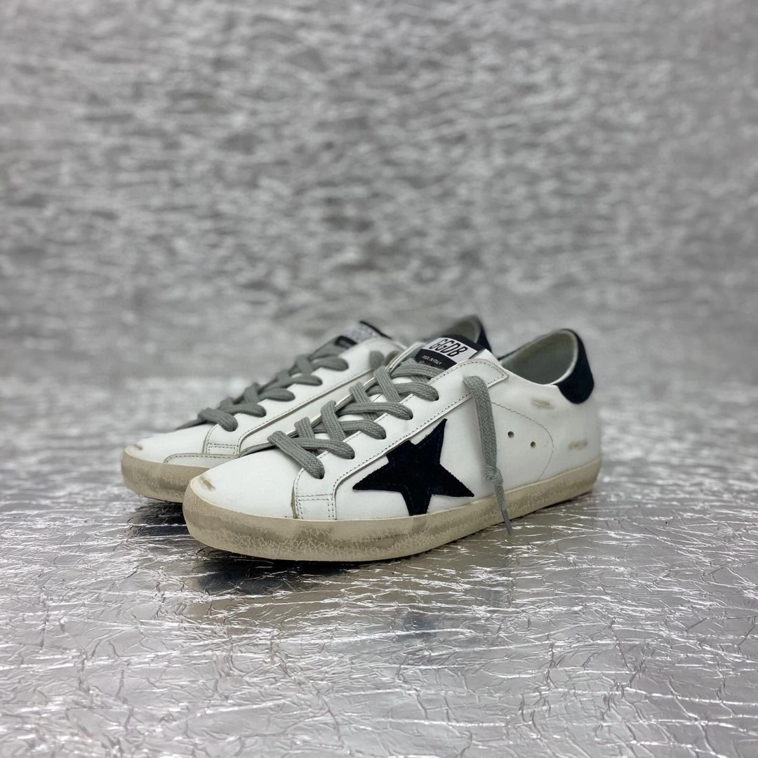 Golden Goose Super Star Dirty shoes made of top-grain cowhide