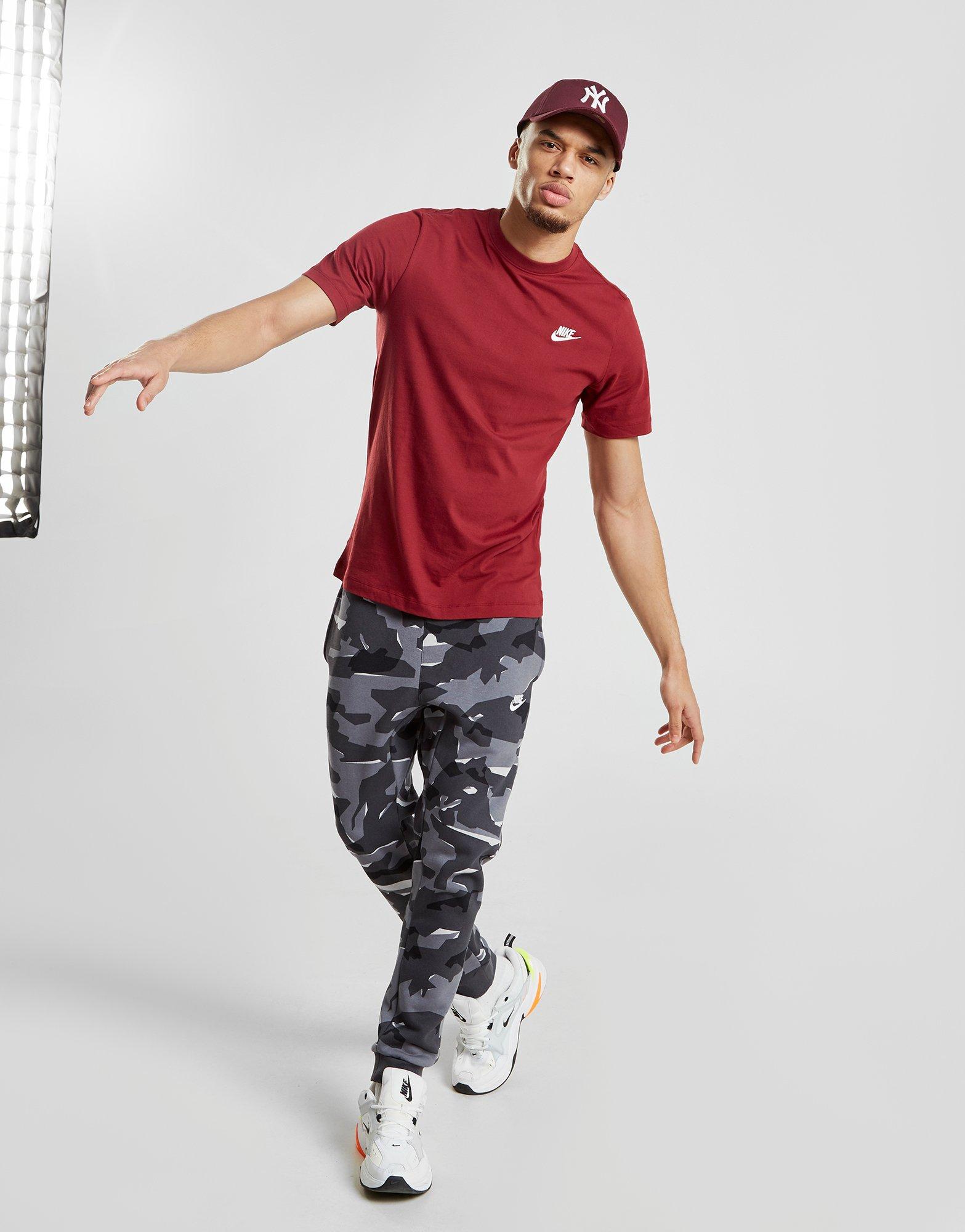 Nike Sportswear Club T-Shirt
