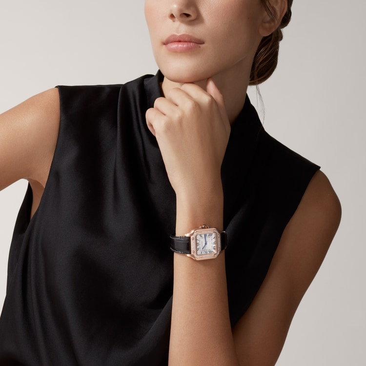 Santos de Cartier watch Medium model Sunray-effect dial 35.1 mm