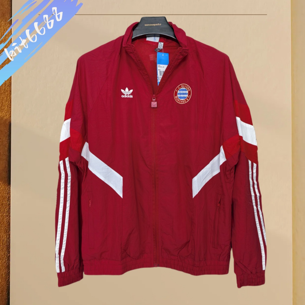 25/26 Bayern Munich windbreaker