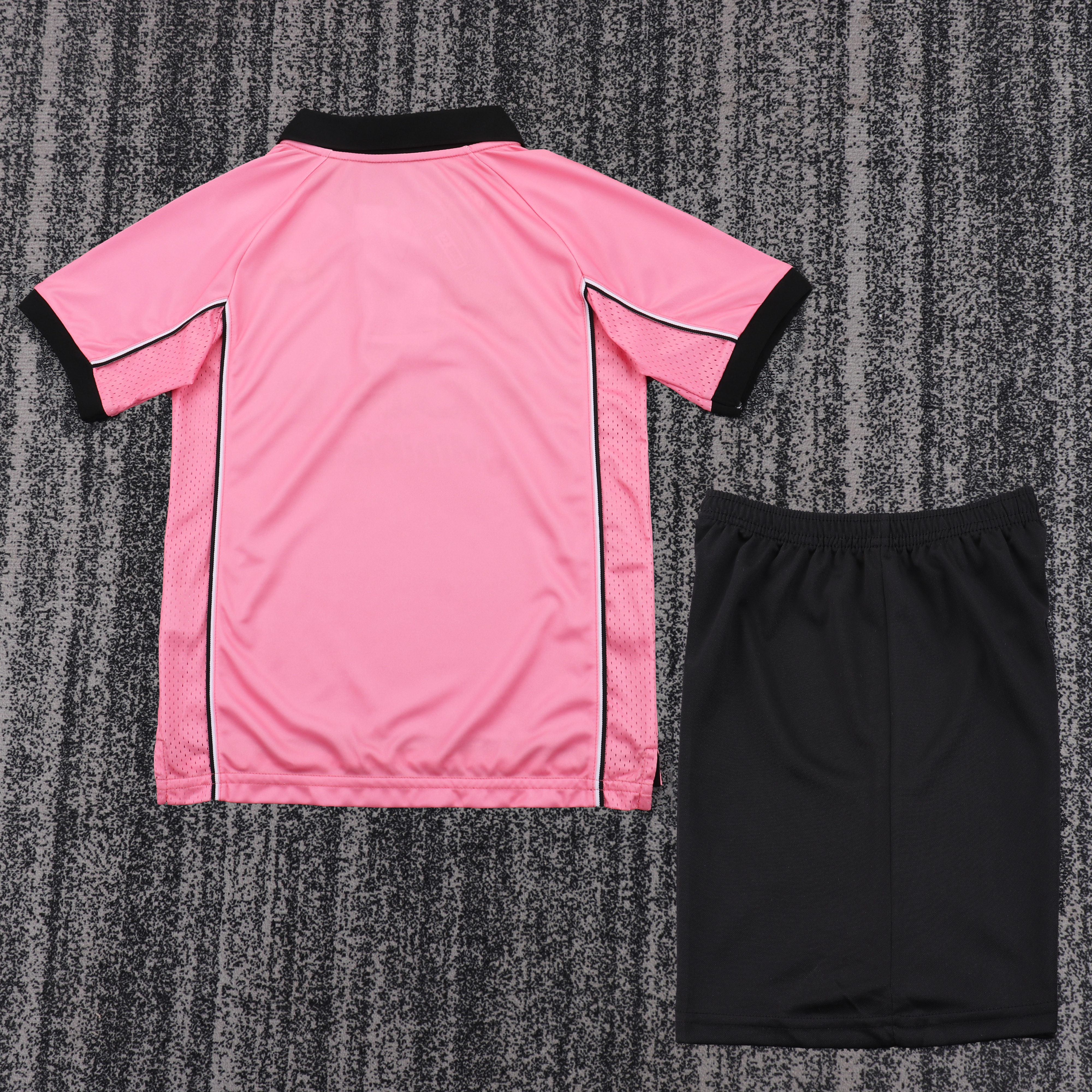 1997/1998 Juventus Away Retro Football Shirt Kids Kit