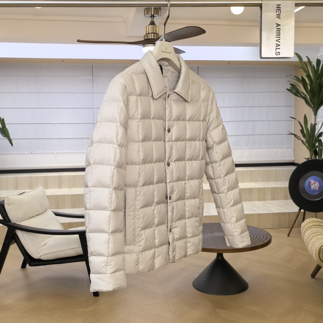 Moncler Herbst/Winter 2026 Castellana Daunenjacke Größe S-XL