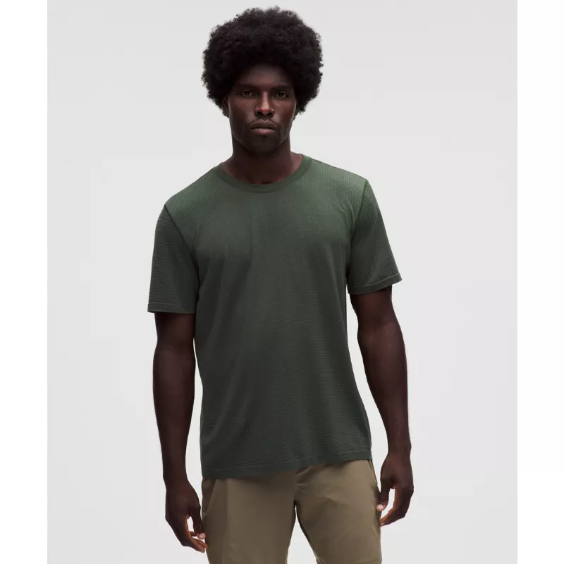 Metal Vent Tech Relaxed-Fit Short-Sleeve Shirt