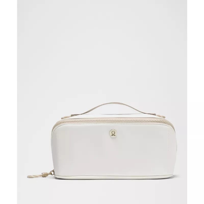 Open-Flat Toiletry Bag