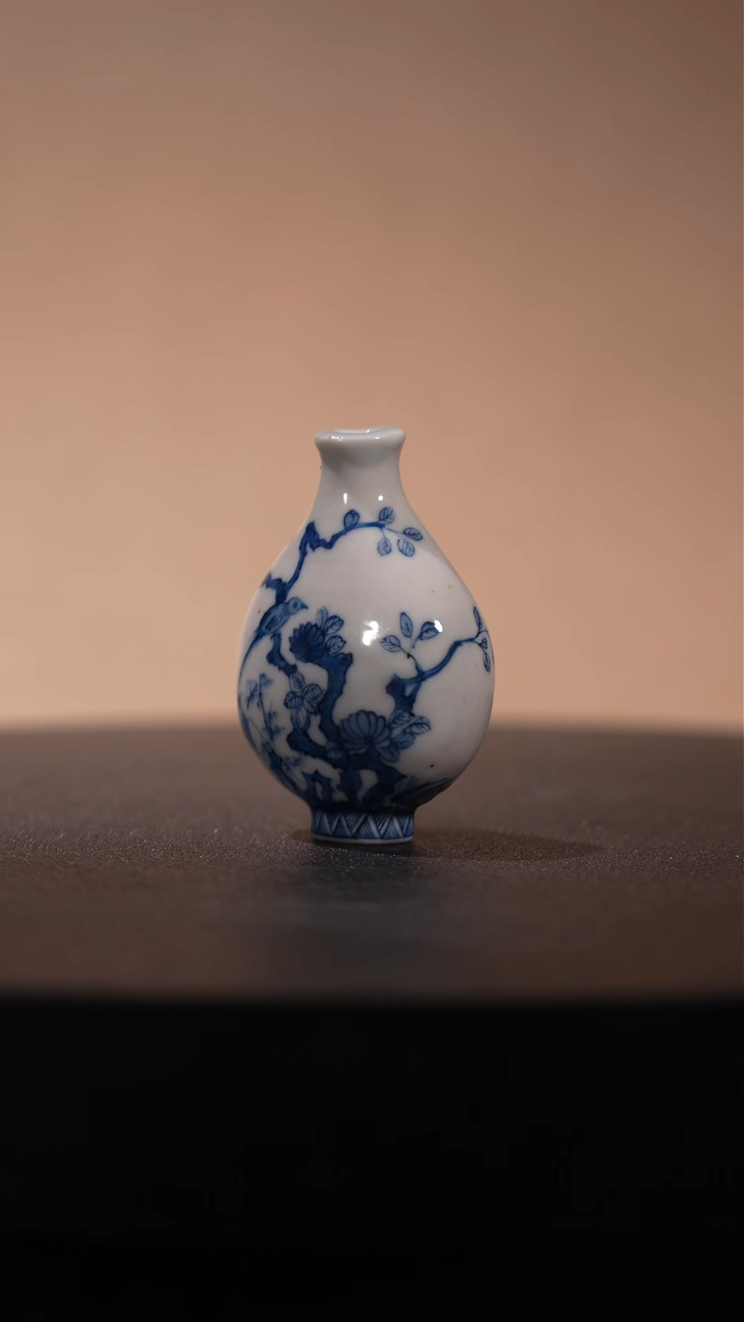 Ancient Chinese Blue and White Snuff Bottle with Bird and Flower Motifs