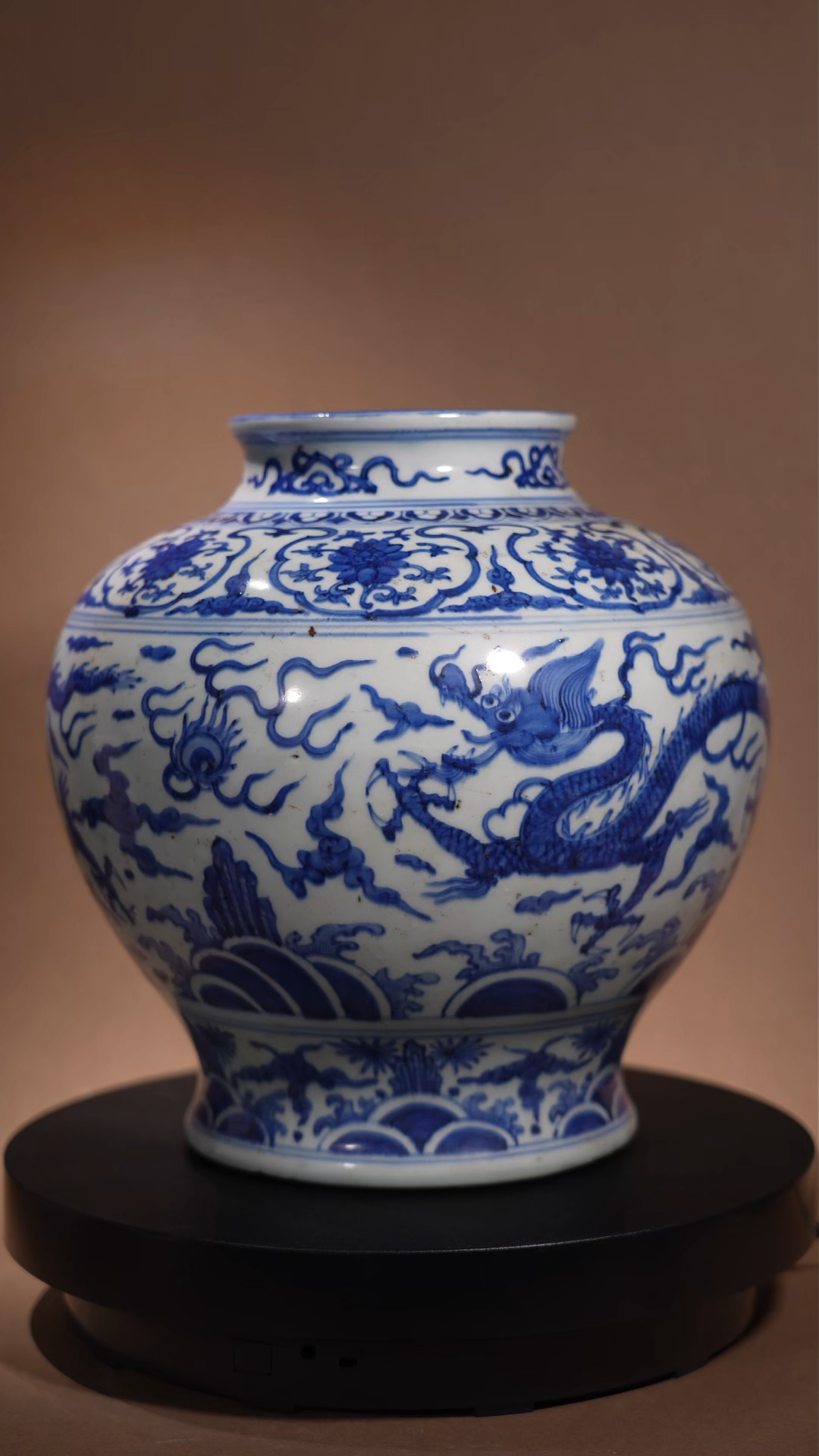 Ancient Chinese Blue and White Jar with Double Dragon Chasing Pearl Motifs