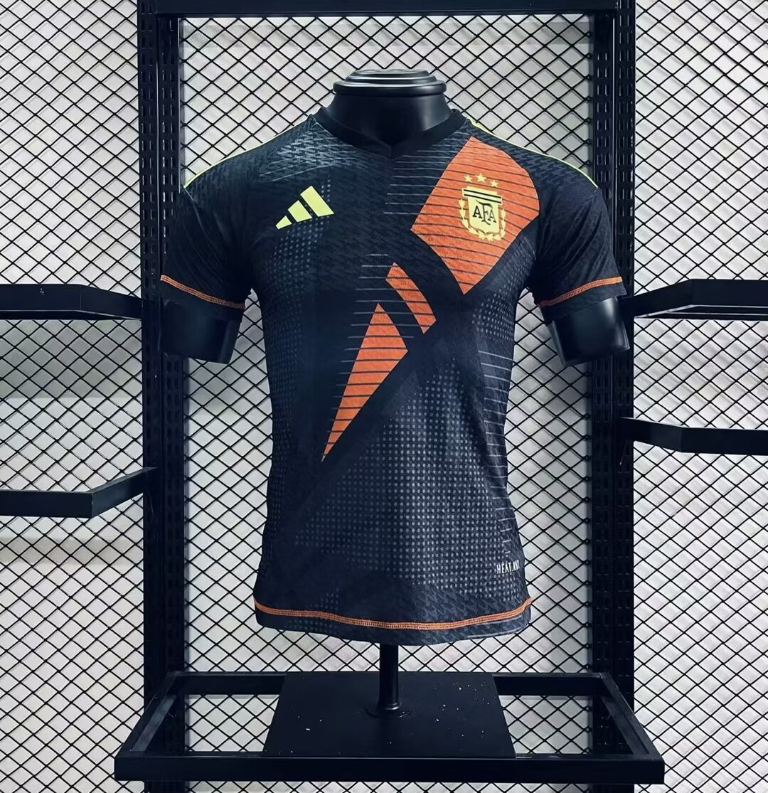 Argentina 2024-25 Goalkeeper Jersey Player Version