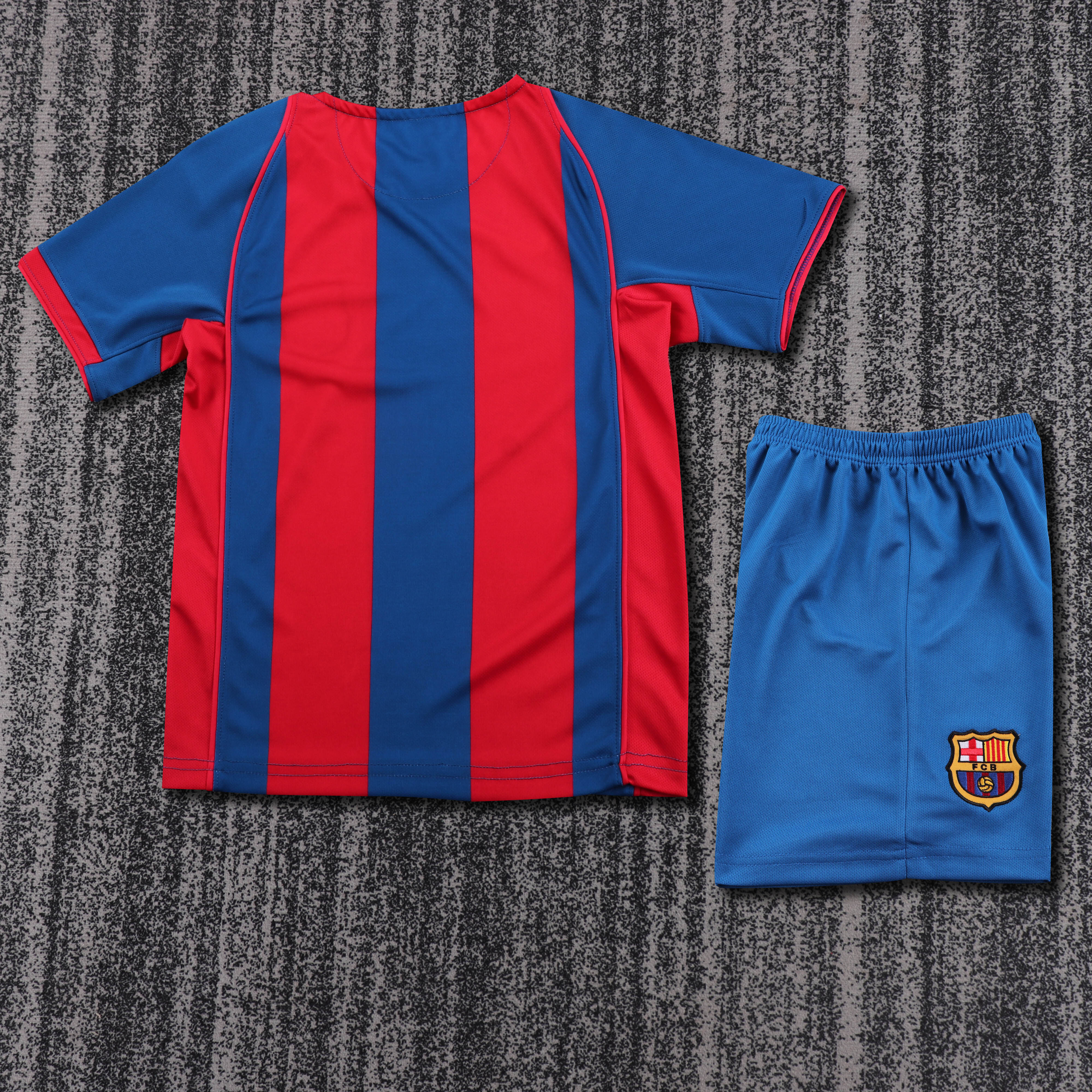 2004/2005 Barcelona home Retro Kids Kit(Kids Kit)