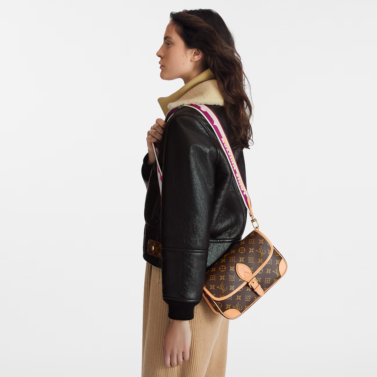 Diane M46049