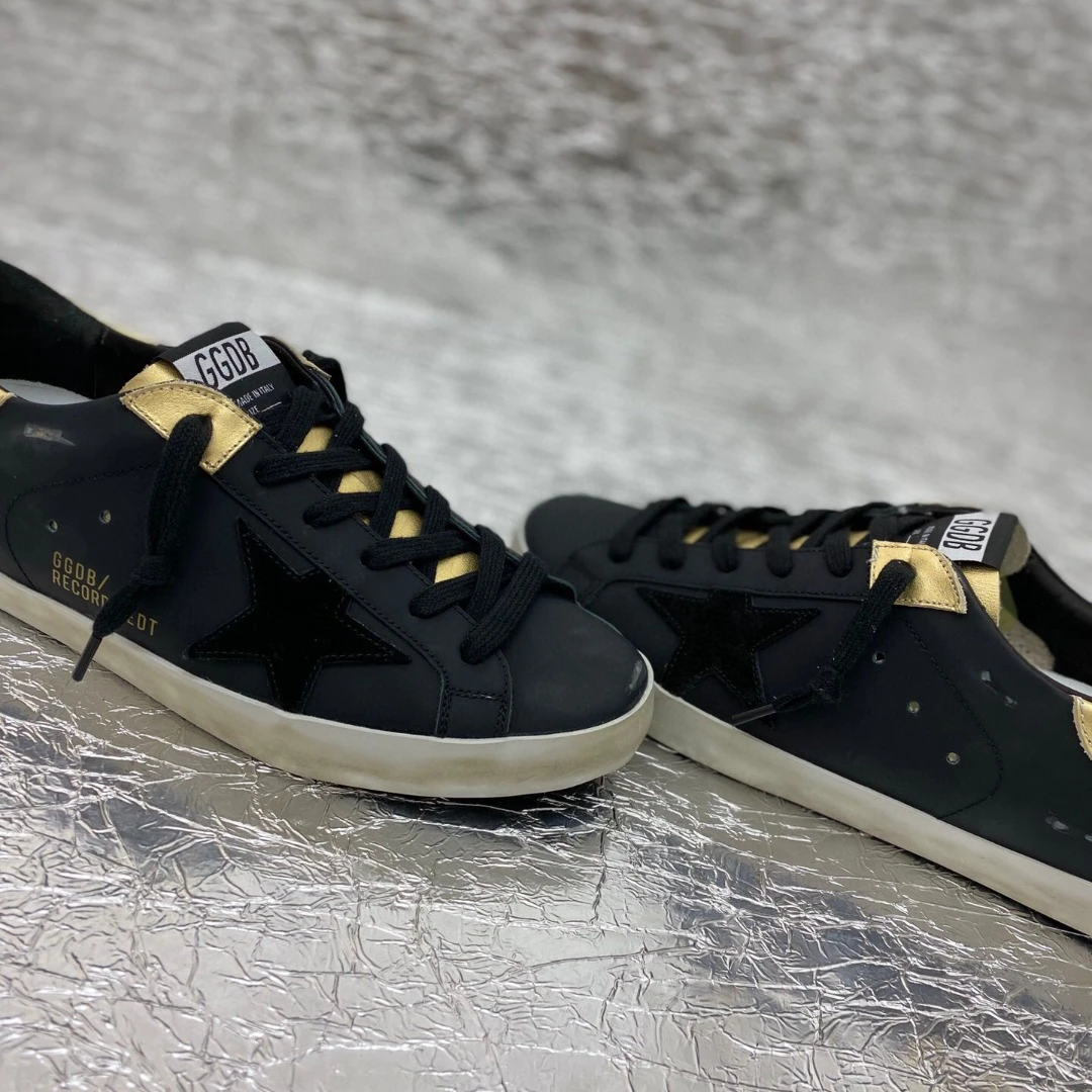 Golden Goose Super Star Dirty shoes made of top-grain cowhide