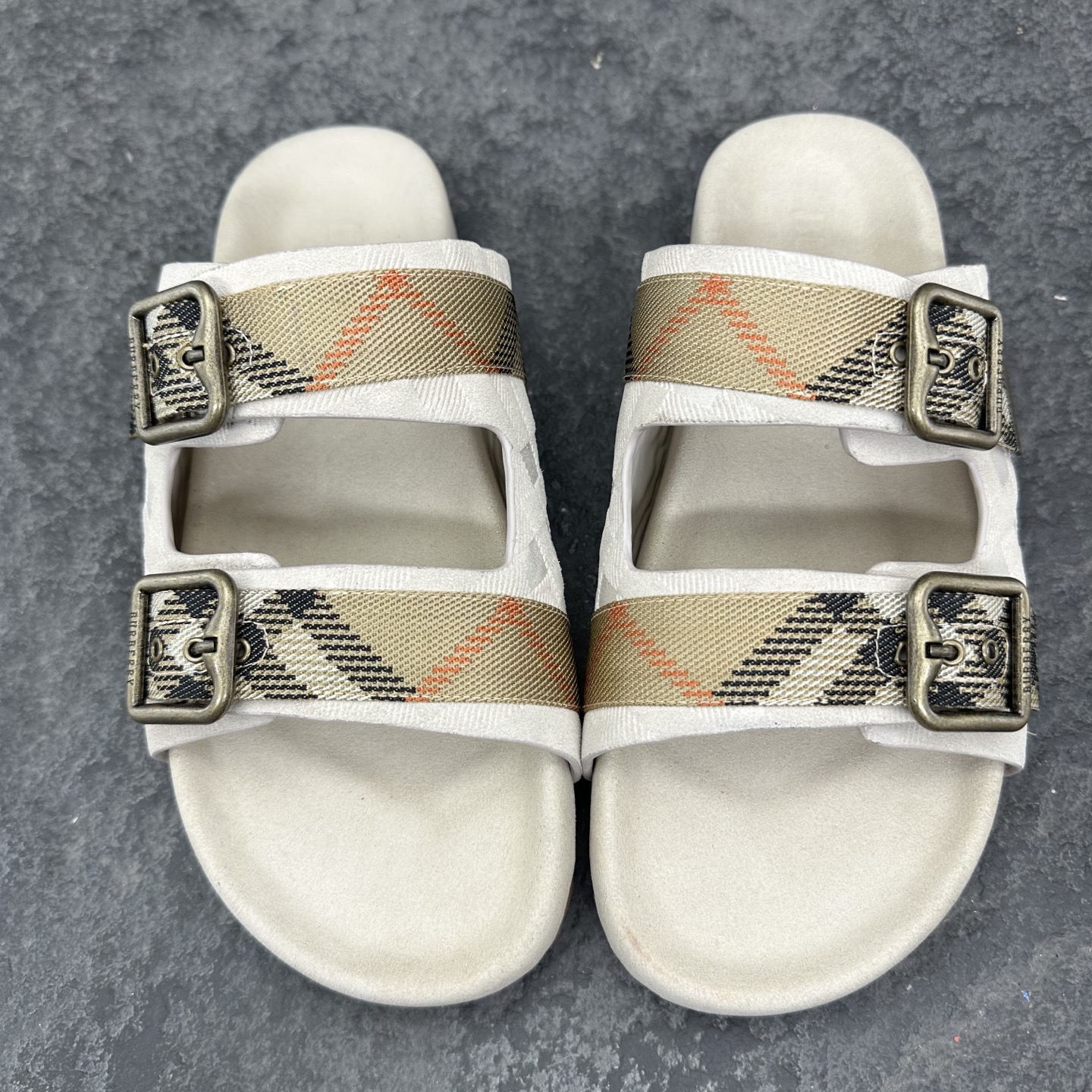 Burberry Urchin Sandals & Slippers Size 36-46