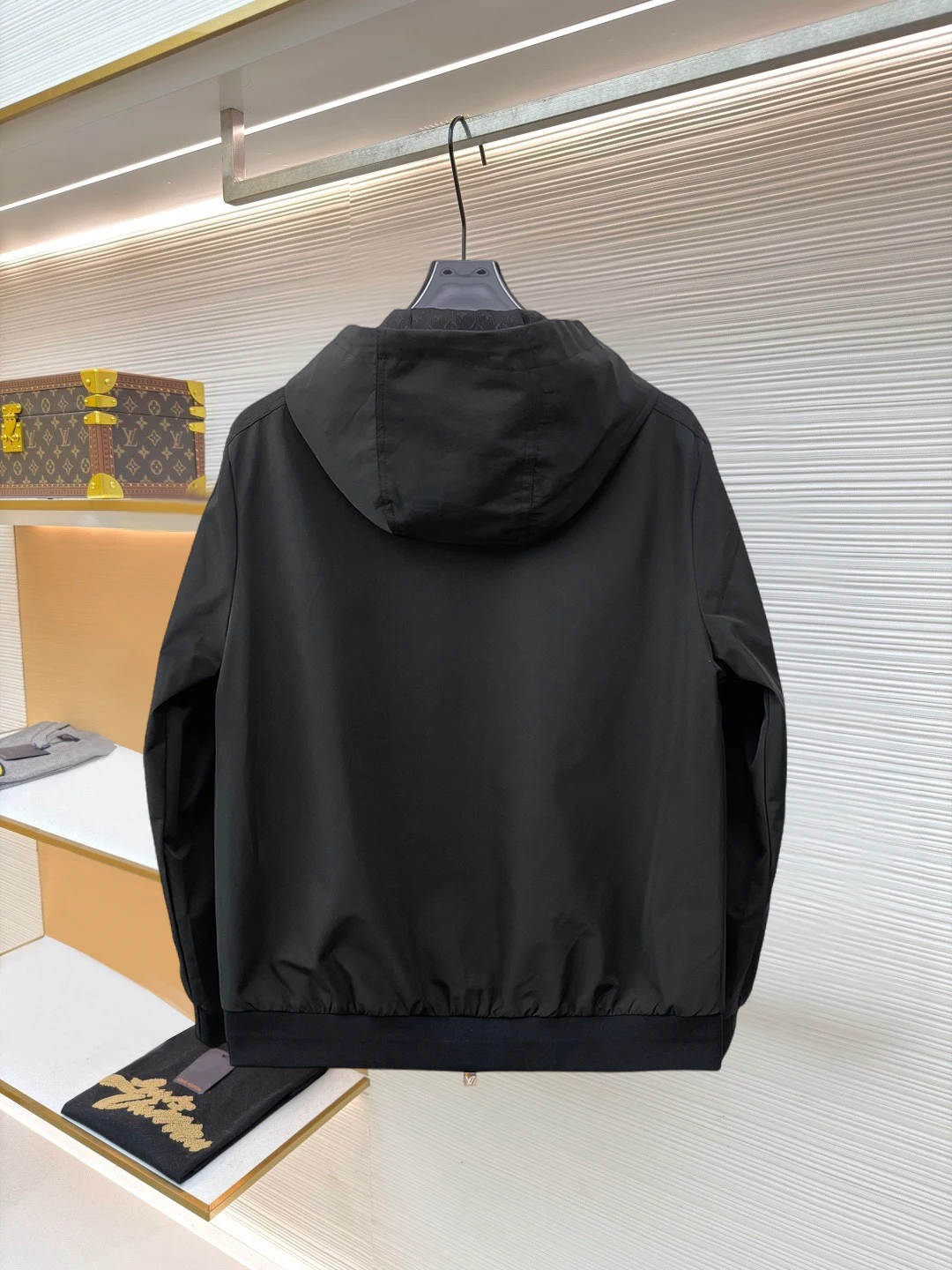 Louis Vuitton Jacken 26SS Kapuze Schwarz Jacken PU207793