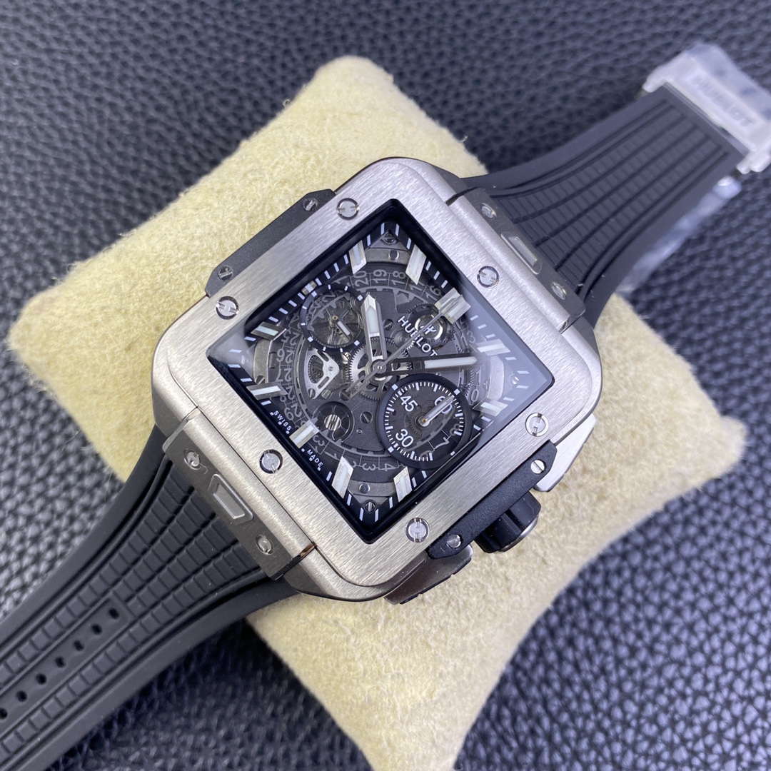 Hublot Square Bang 821.OM.0180.RX 42 mm