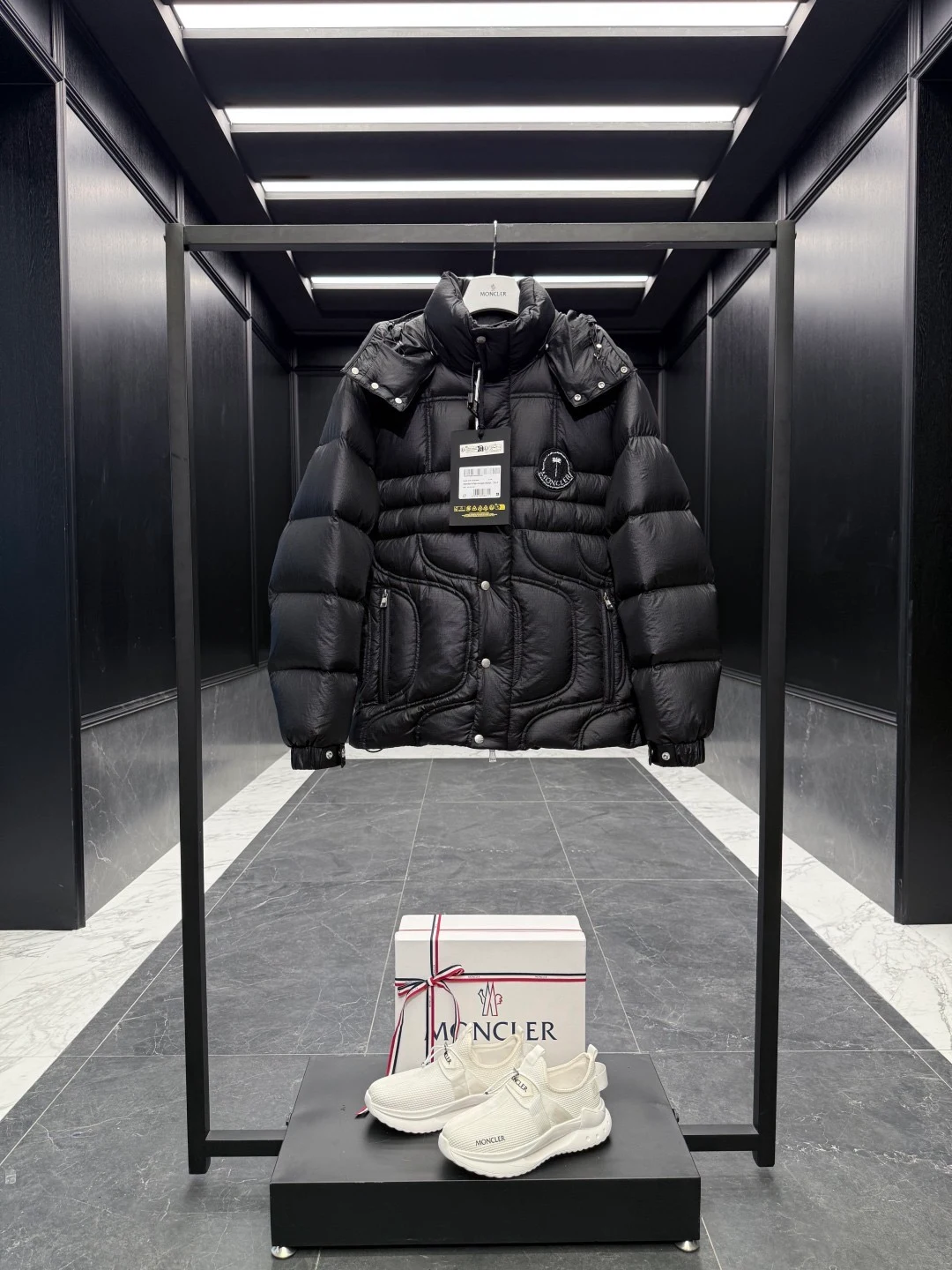 Moncler Genius Daunenjacken AG545323