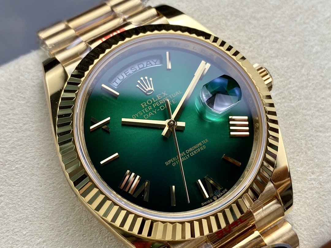 Rolex Day Date 40 Yellow Gold Green Ombre Dial M228238 0069 Replica
