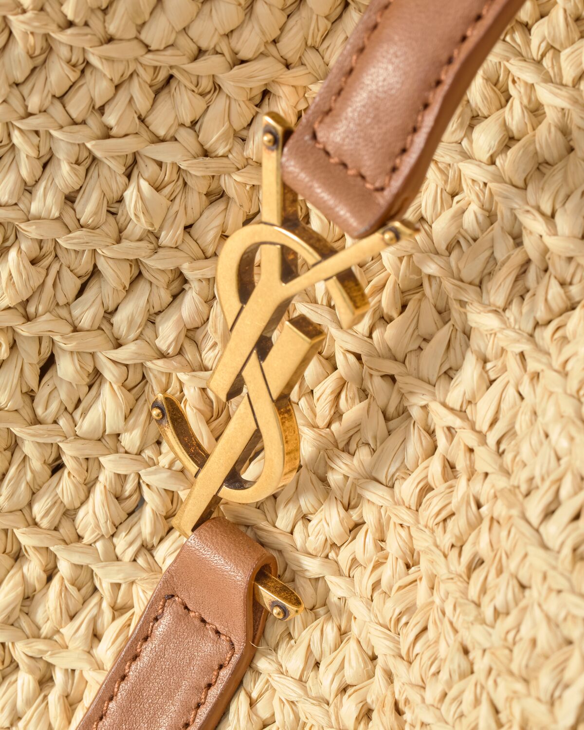 le 5 à 7 supple small in raffia and leather PALE BROWN AND BRICK
