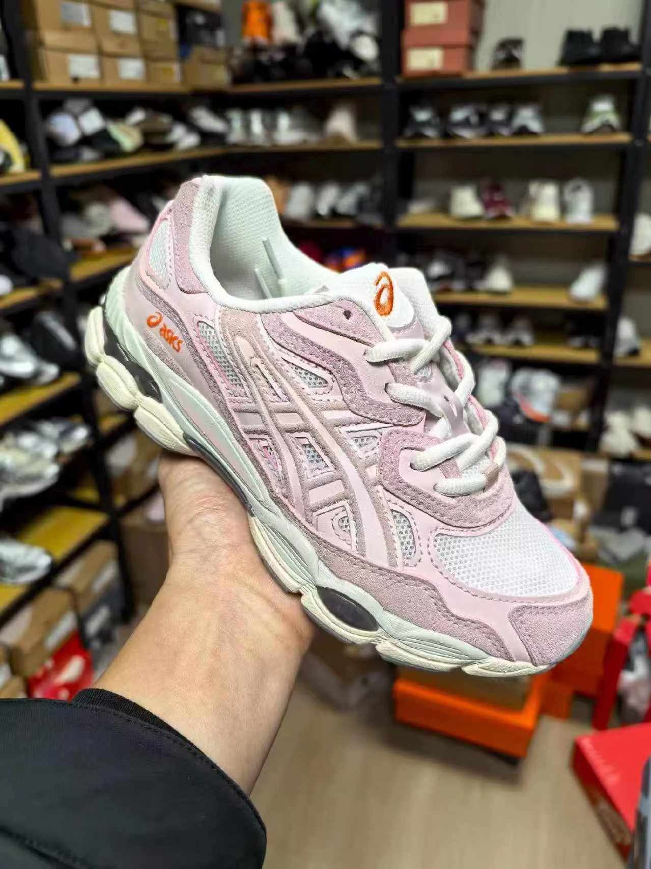 ASICS shoes, top quality