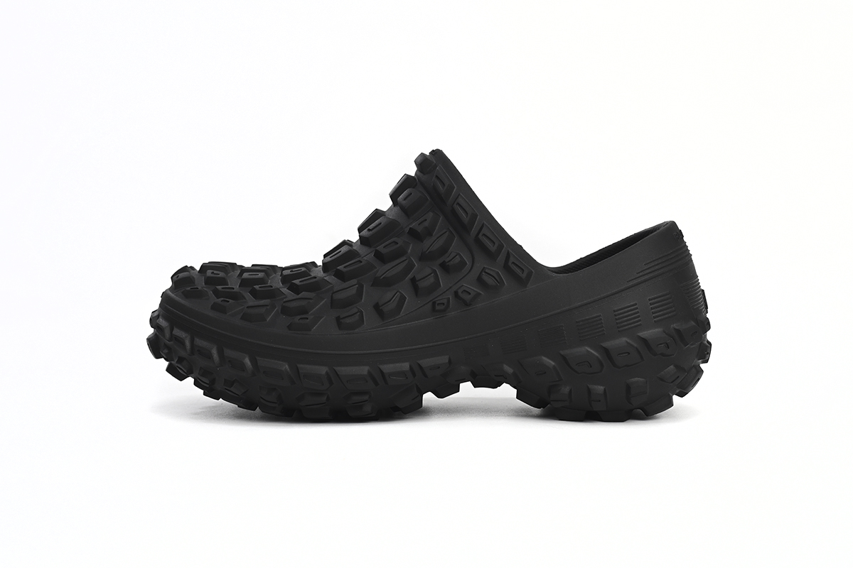 Balenciaga Defender Black 735250 W3CV2 1000
